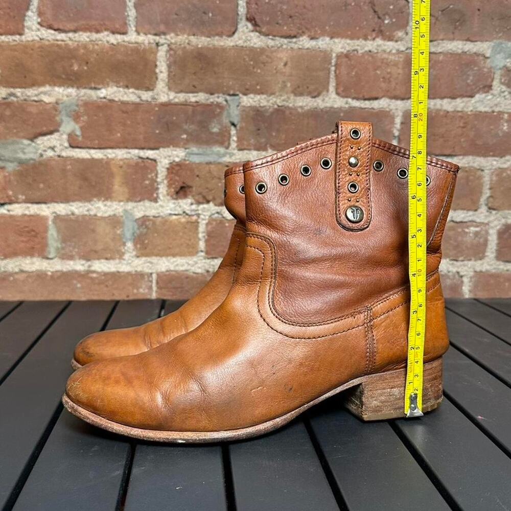 Frye studded sacha short - Picture 4 of 6